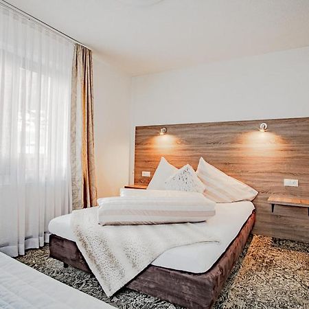 Apartments Leszek Elis 141 سي المظهر الخارجي الصورة
