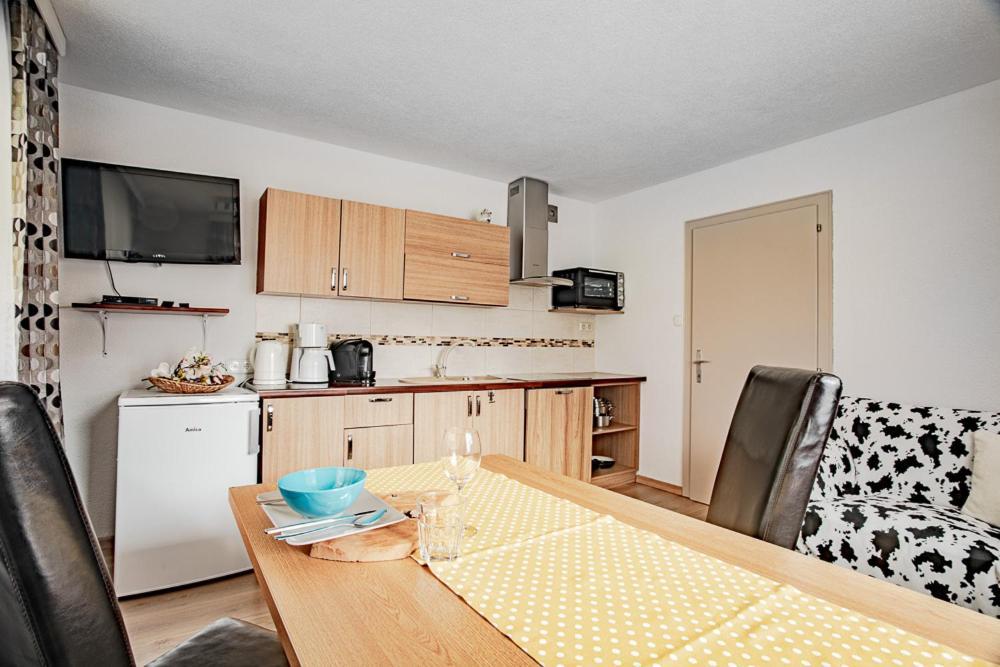 Apartments Leszek Elis 141 سي المظهر الخارجي الصورة