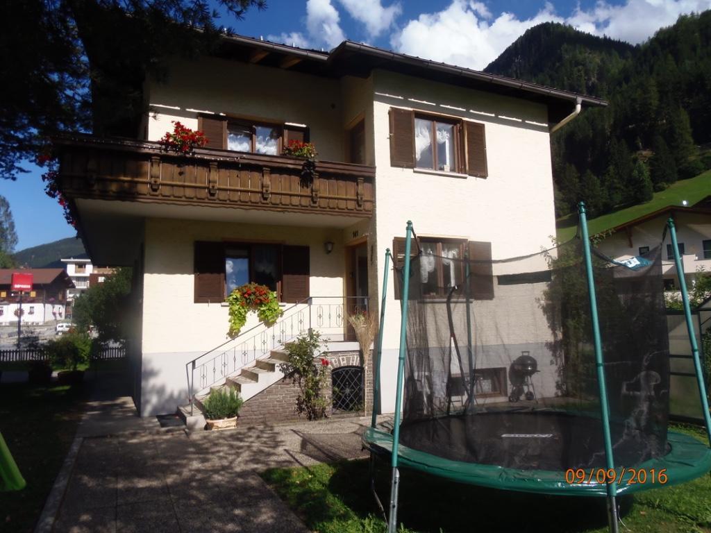 Apartments Leszek Elis 141 سي المظهر الخارجي الصورة